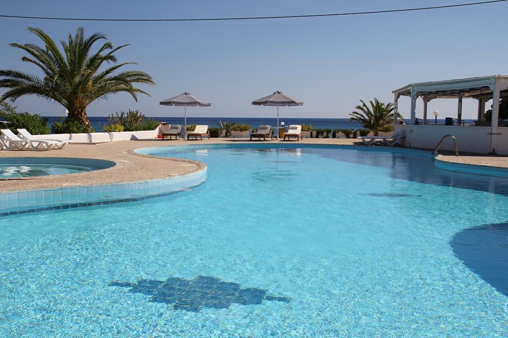 Mediterranean Hotel Kárpatos Exterior foto