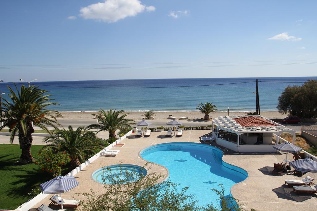 Mediterranean Hotel Kárpatos Exterior foto