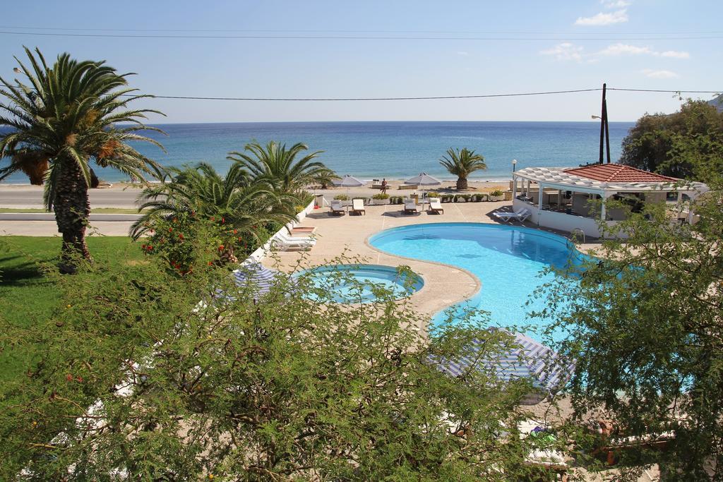 Mediterranean Hotel Kárpatos Exterior foto