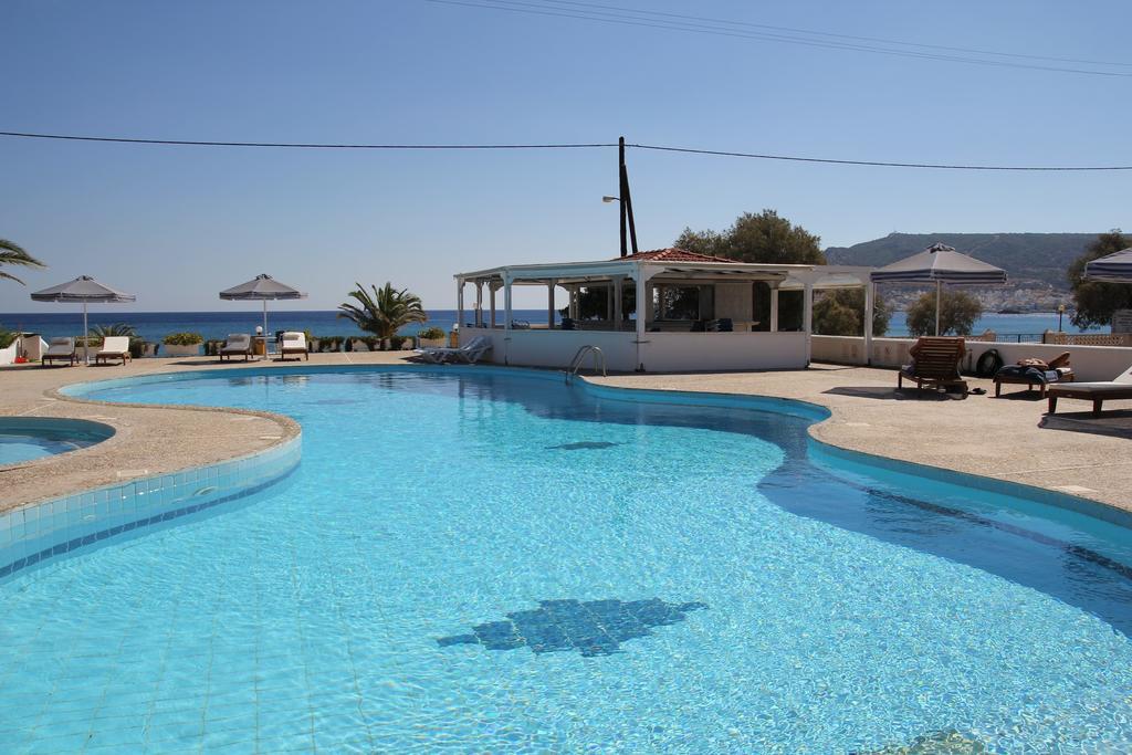 Mediterranean Hotel Kárpatos Exterior foto